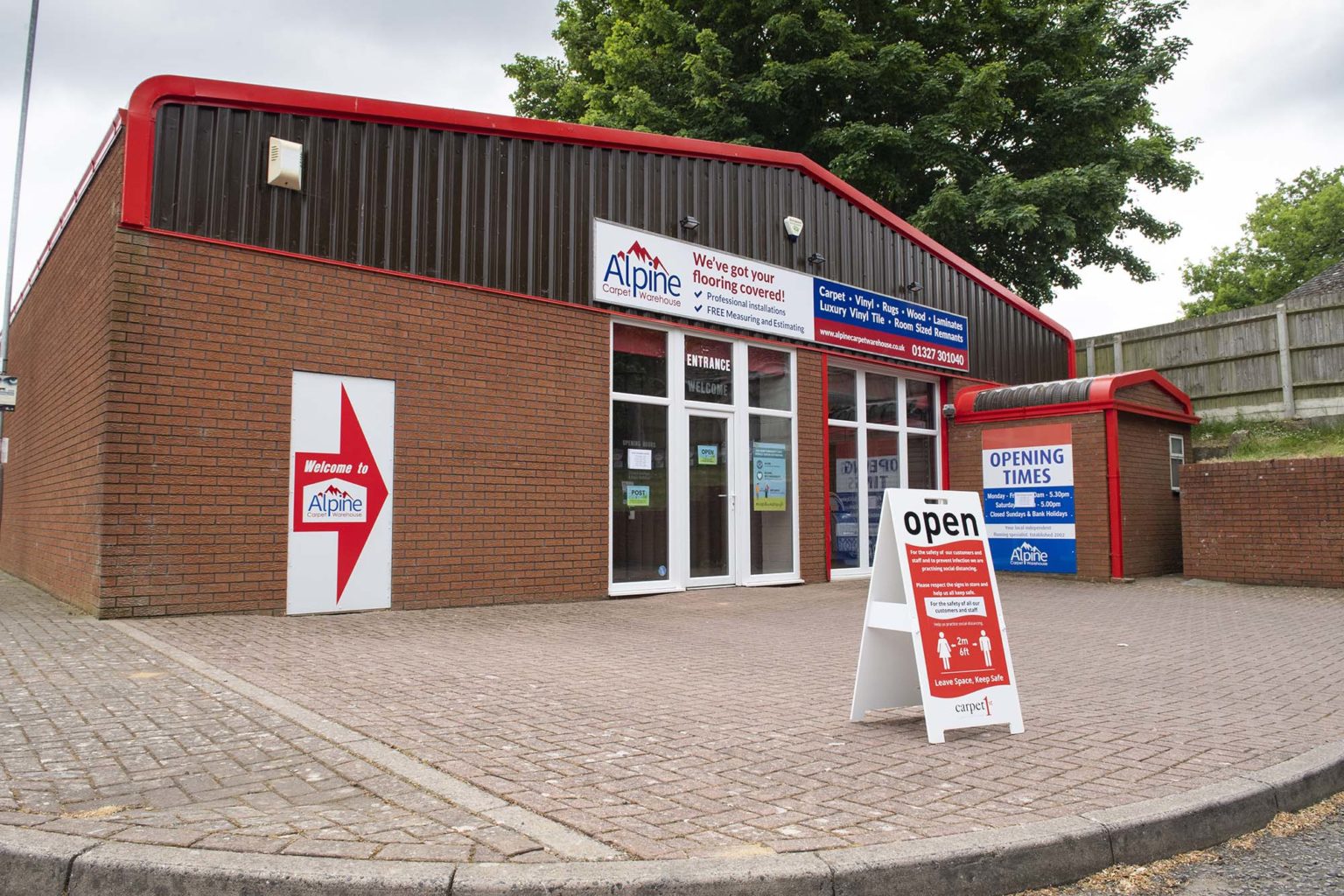 Shops Daventry High Street